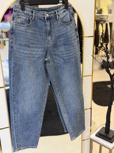 Mom Jeans